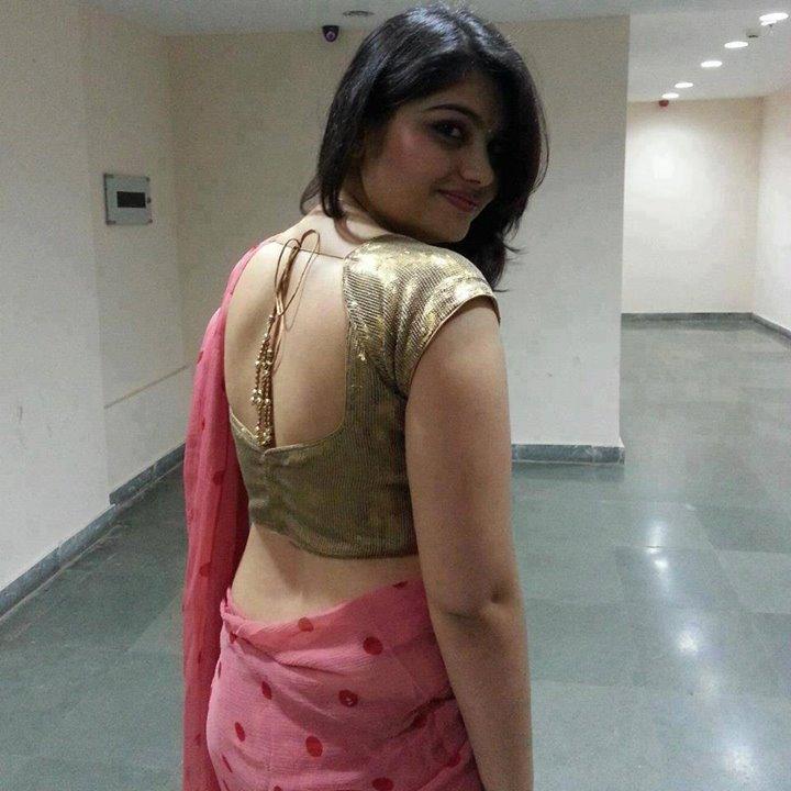 fresh18-9953322196-call-girls-in-saket-delhi