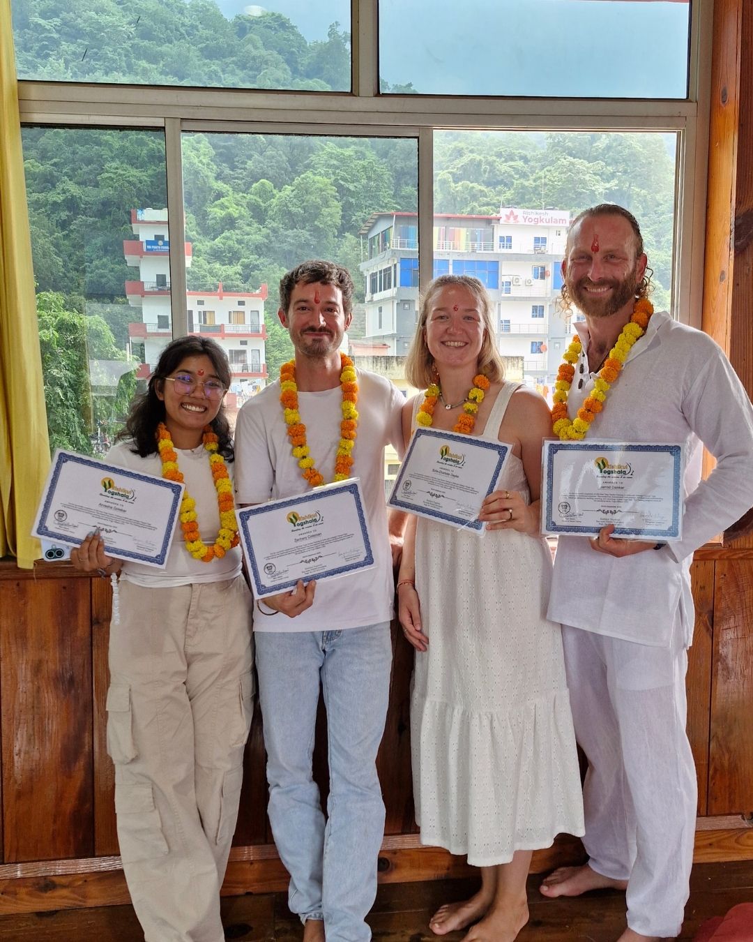 200 Hour Yoga Teacher Training In Rishikesh