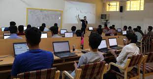 Best College for BBA in Finance